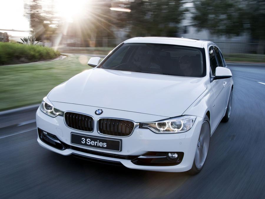  BMW 328i Sedan Sport Line 2012 года  (ZA) (фото 12 из 16)